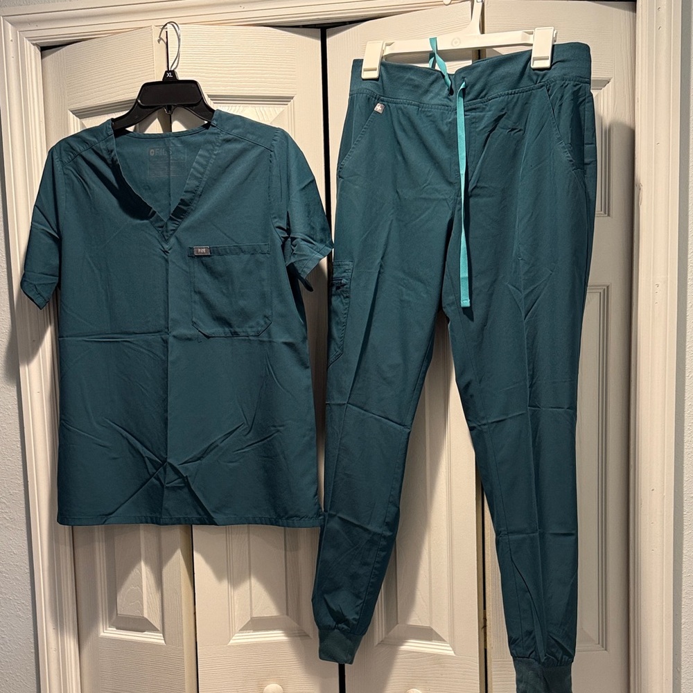 Figs Teal Green Technical Scrub Top